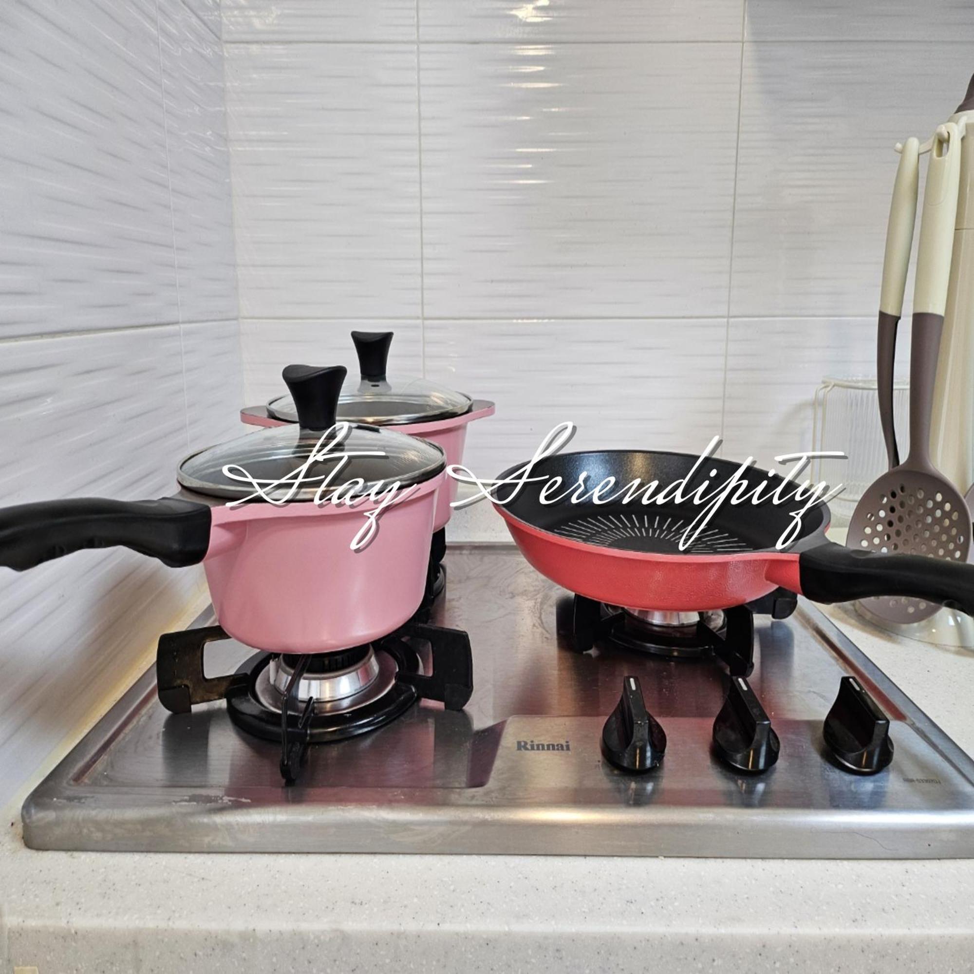 Serendipity,gimpo Intl's Airport,songjeong Station Apartment *